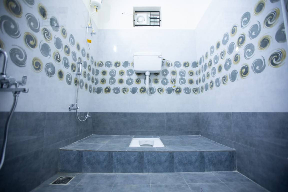  homes Bathroom