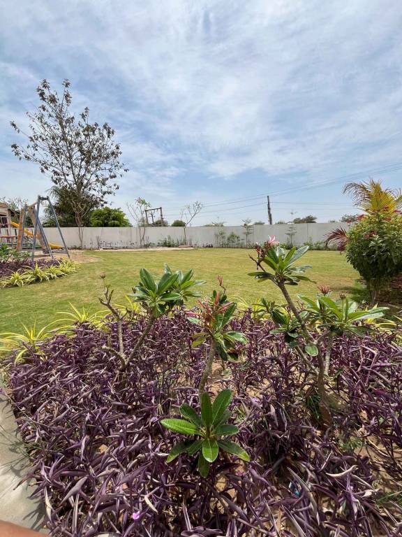  residency Landscaped Gardens