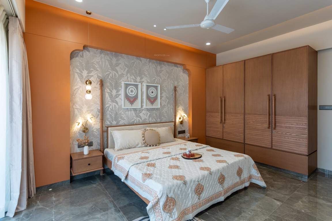  kishan altis Bedroom