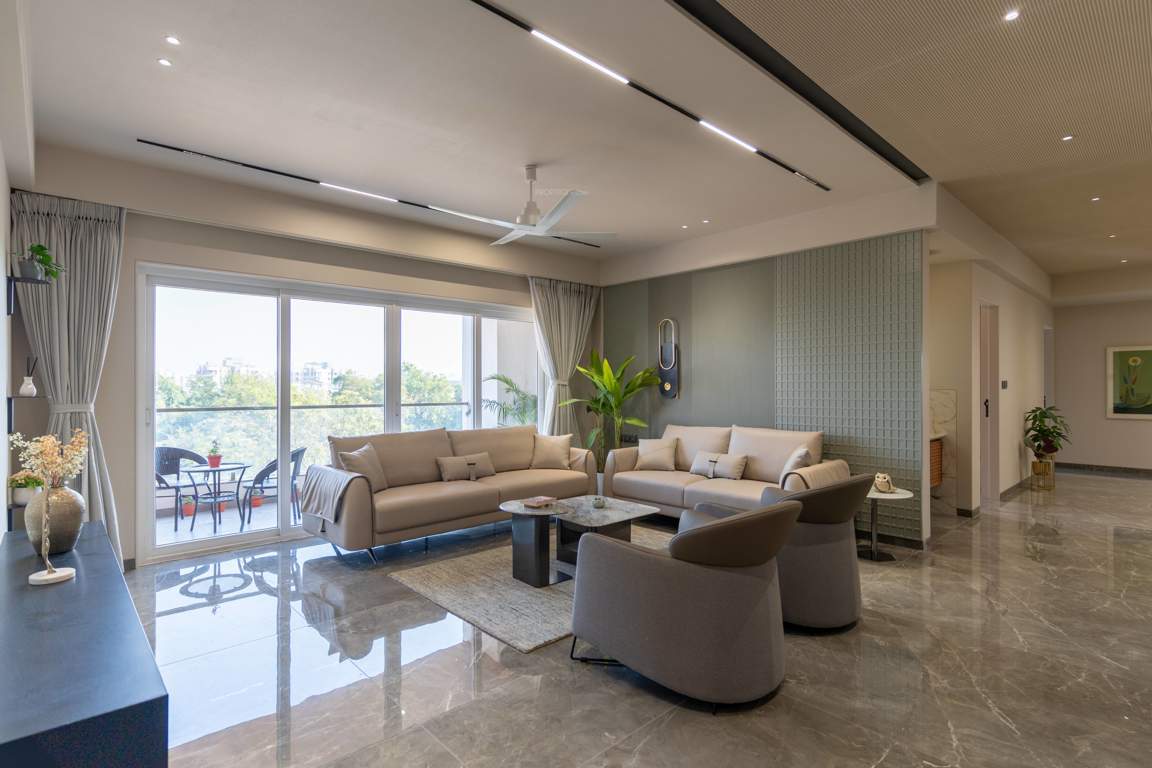  kishan altis Living Area