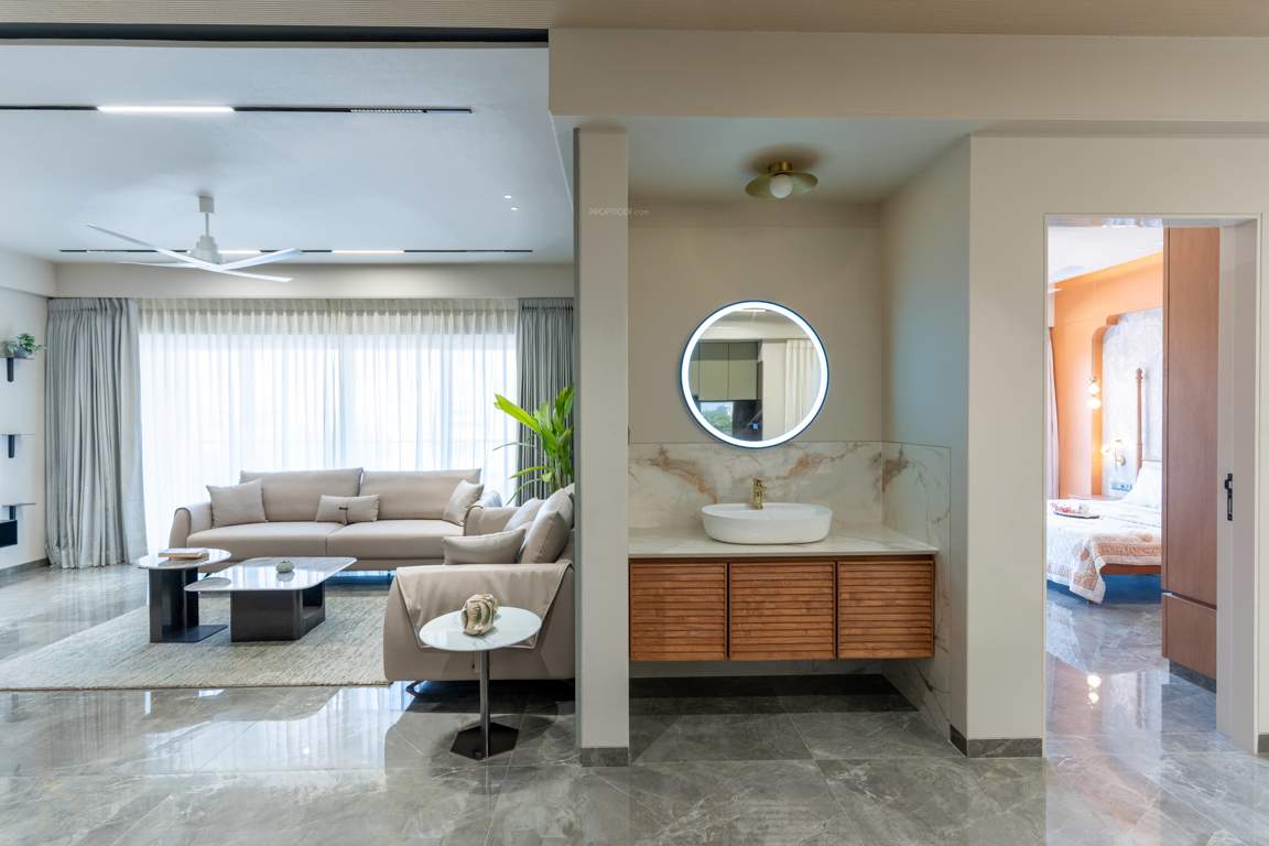  kishan altis Living Area