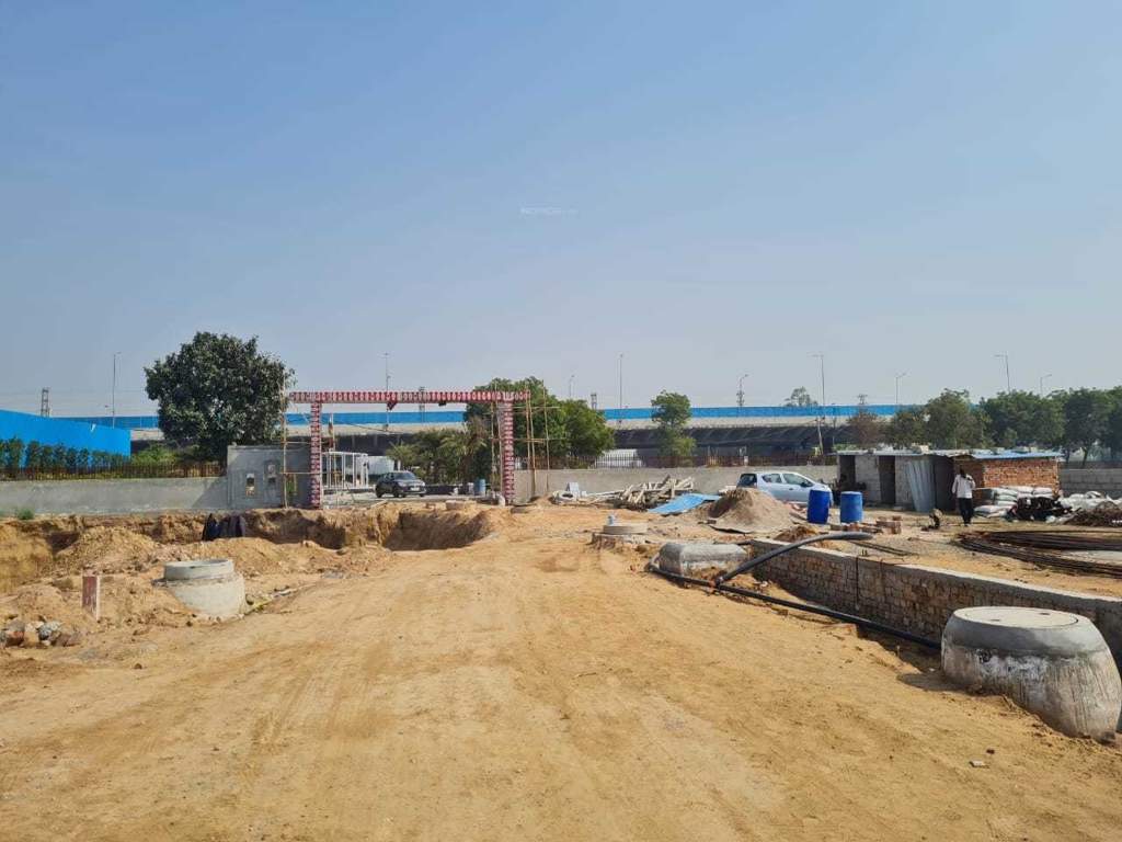  nkv golden avenue Plot