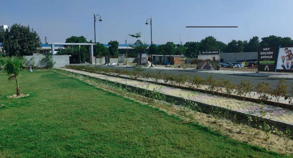  nkv golden avenue Plot