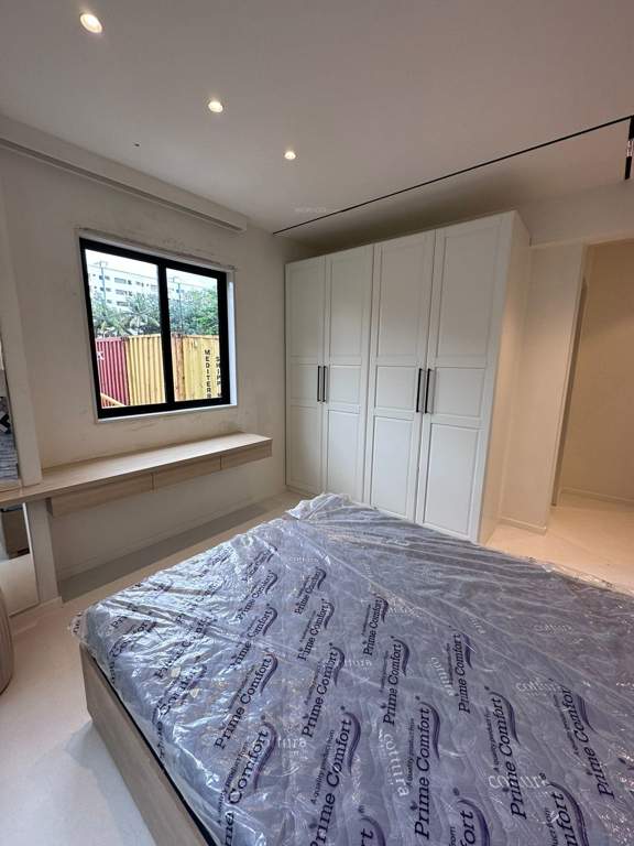  garden grove Bedroom