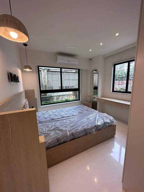  garden grove Bedroom