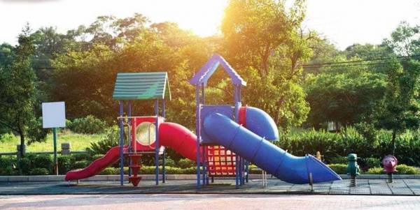  chrysolite Children's play area