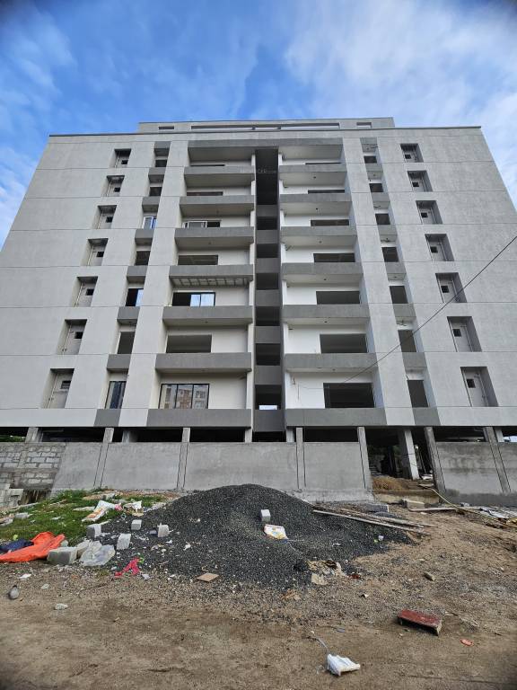 heights Block B Construction Status Sept 25