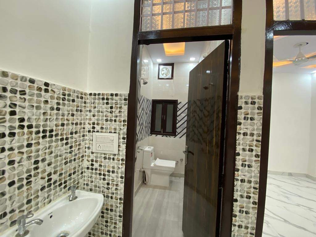  grover estate independent house Bathroom