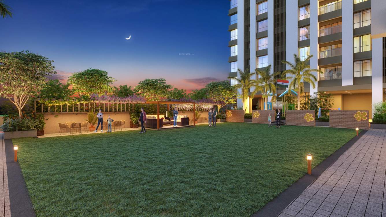  venkatesh erandawane central Party Lawn