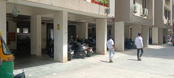  10-phase-1 Car Parking