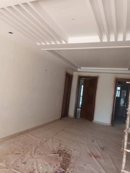  luxury-builder-floor-sector-46 Living Area