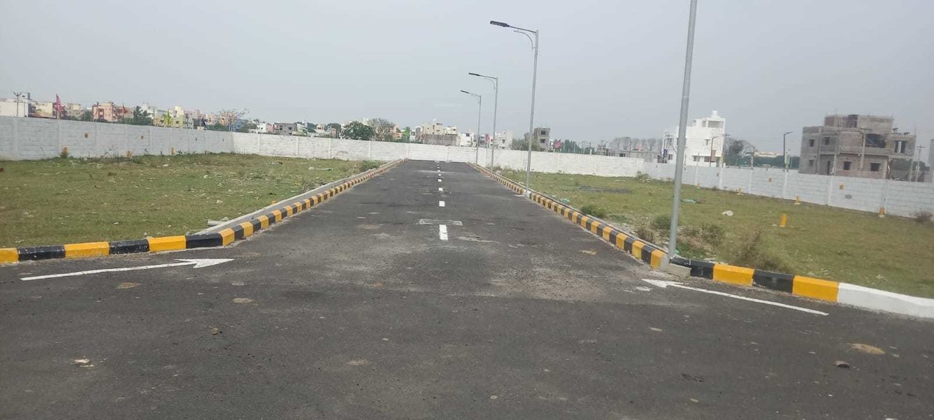  guru heera nagar Plot