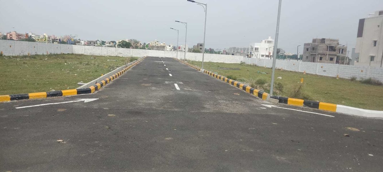  guru heera nagar Plot