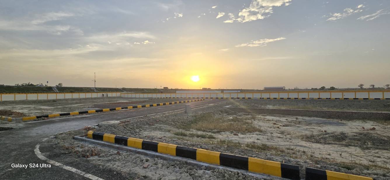  green park city Plot