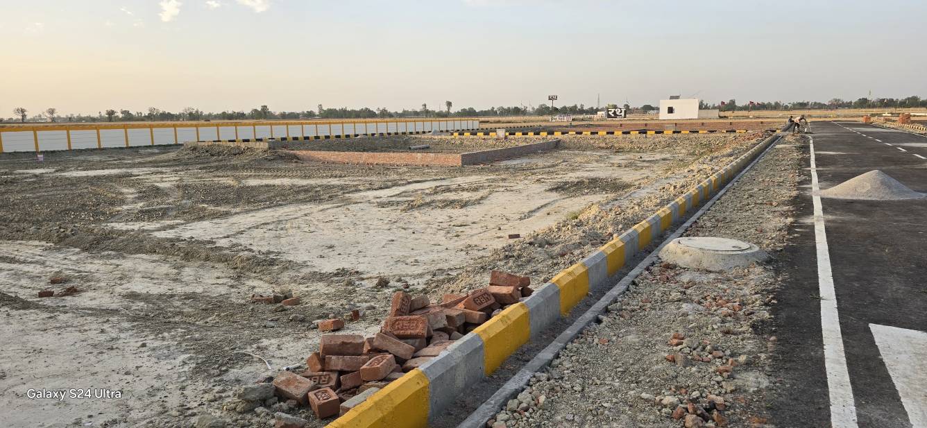  green park city Plot