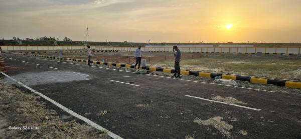  green-park-city Plot