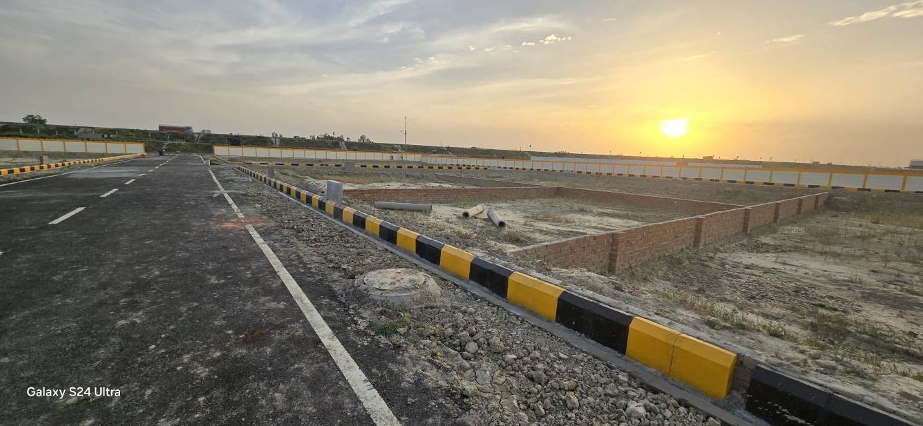  green park city Plot