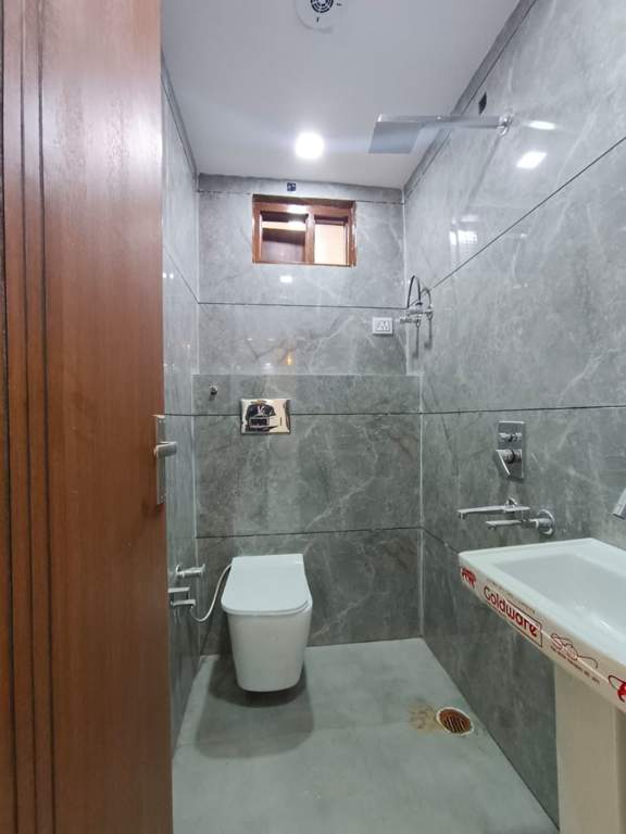 the affordables and luxury by jai ma developers uttam nagar Bathroom