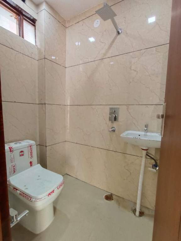 the affordables and luxury by jai ma developers uttam nagar Bathroom