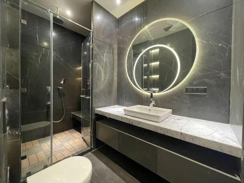  shri-shyam-investments-and-construction-1 Bathroom