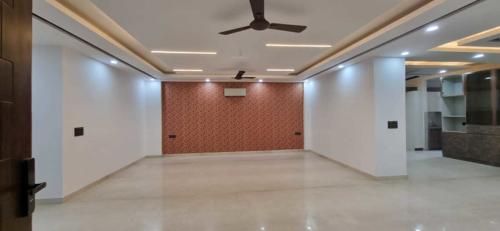  capital-homes Living Area