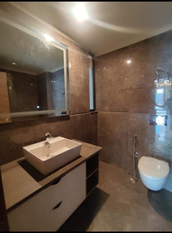  luxury builder floors 1 Bathroom