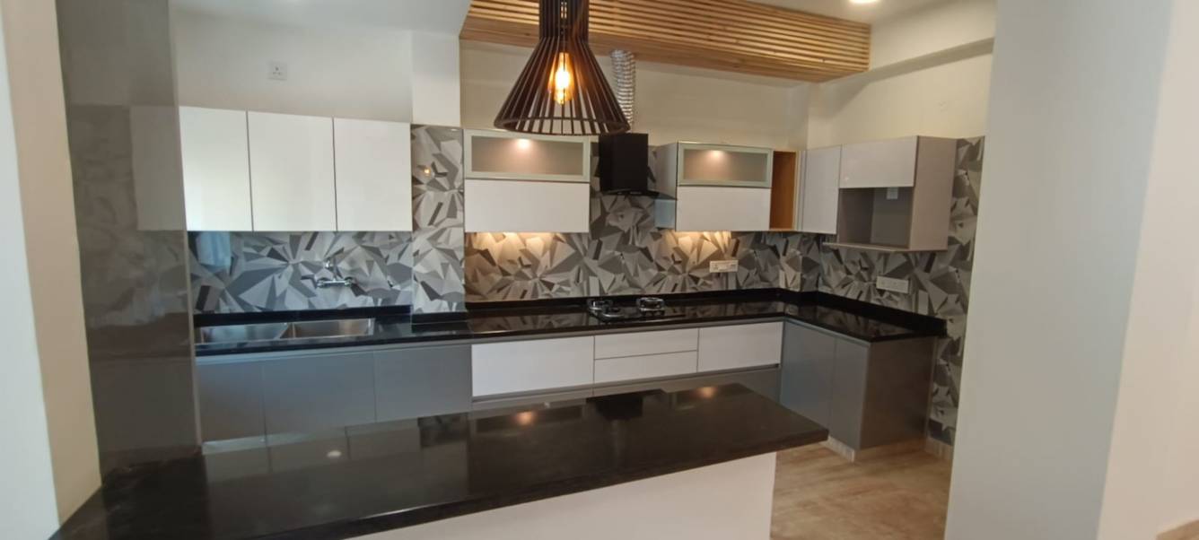  homes luxury floor Kitchen