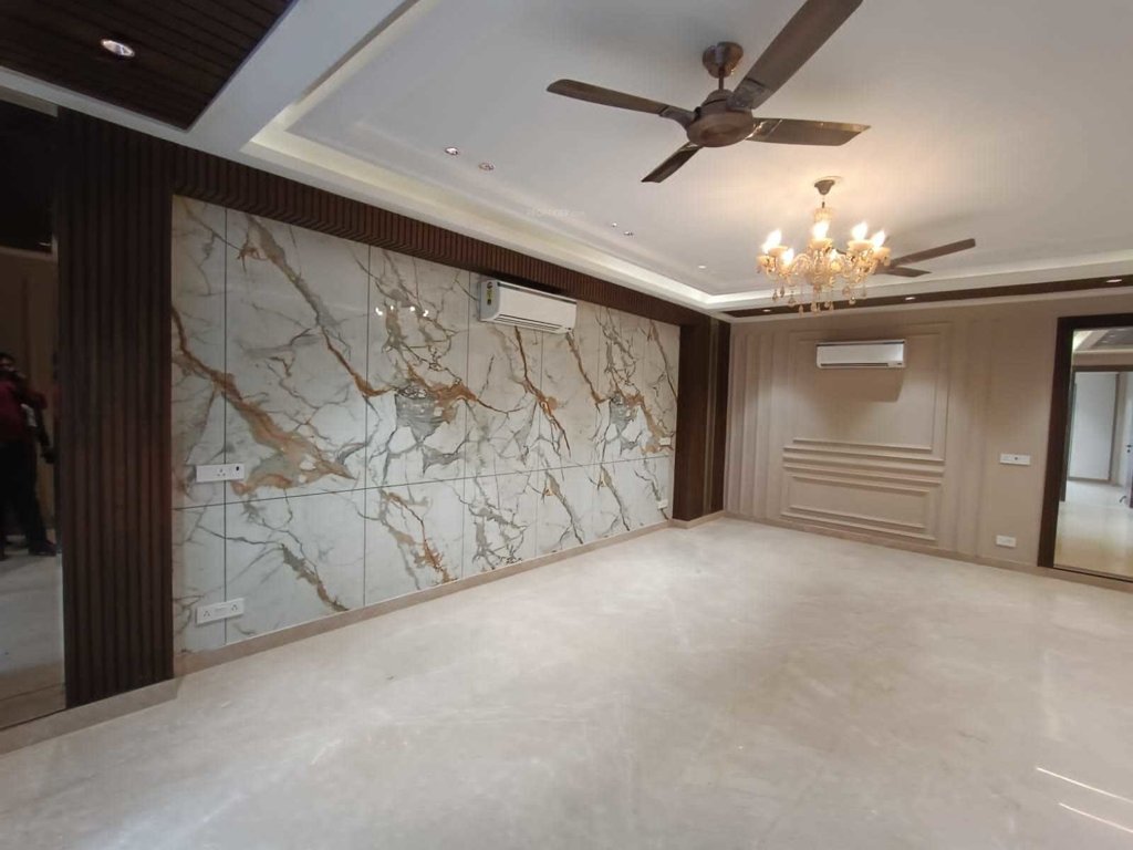  homes luxury floor Living Area