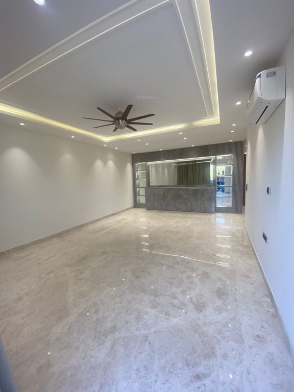  luxury builder floors 2 Living Area