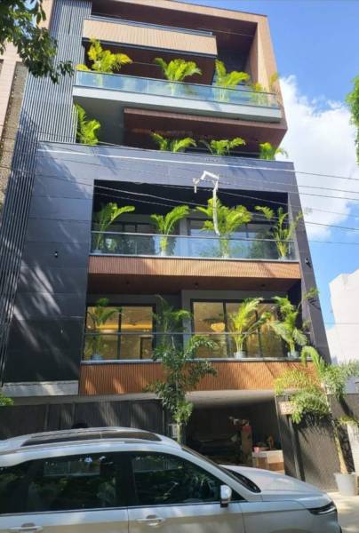  luxury-builder-floors-5 Elevation