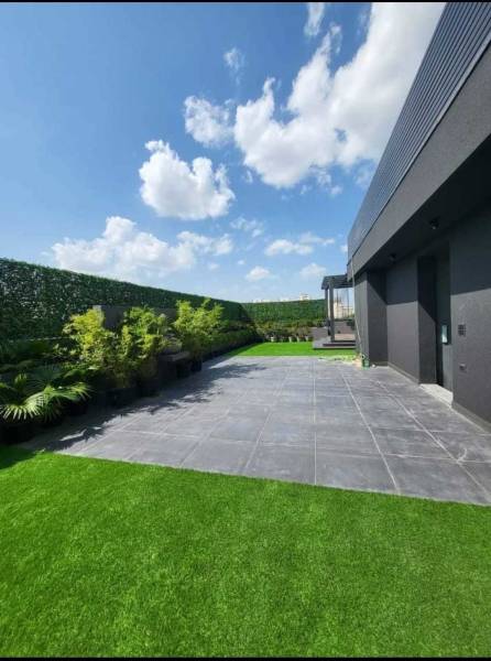  luxury-builder-floors-5 Terrace Garden
