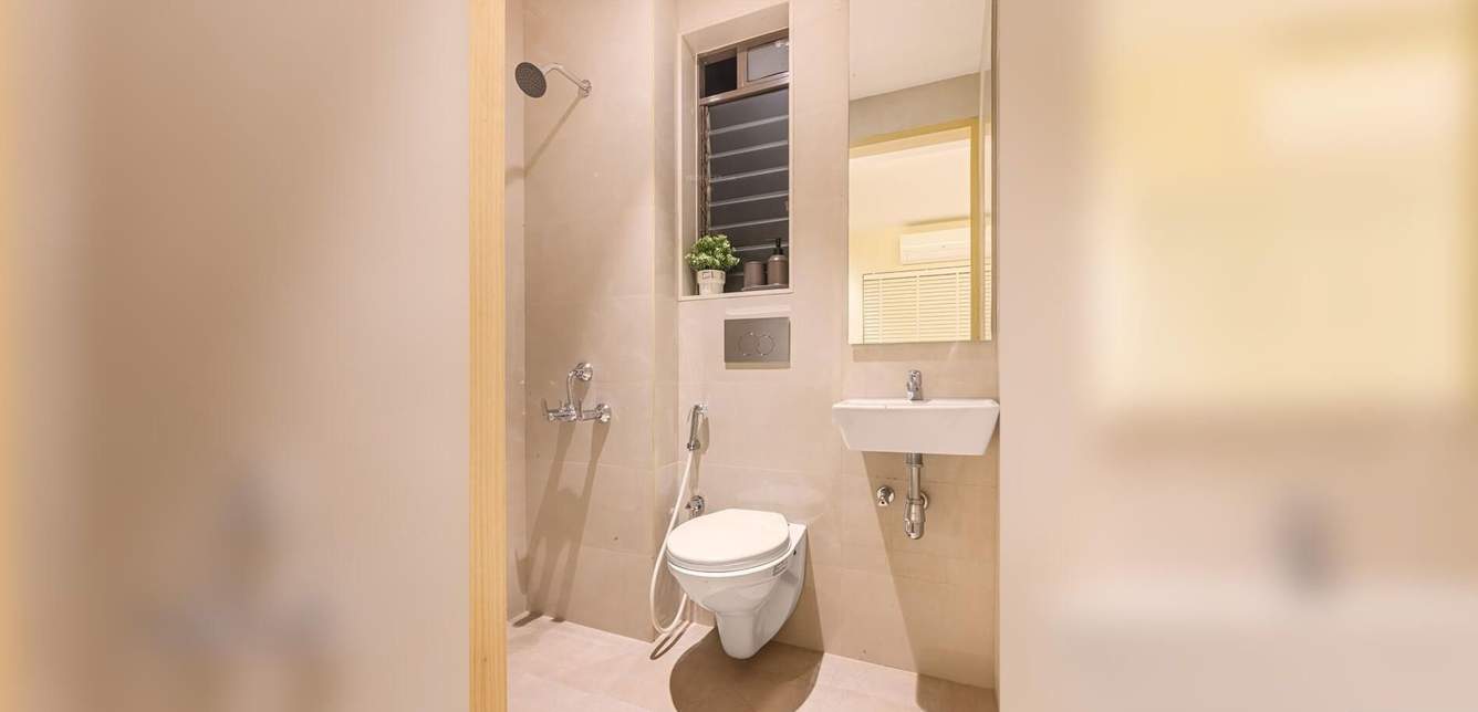  dgt sector 3a cluster 2 phase 2 Bathroom