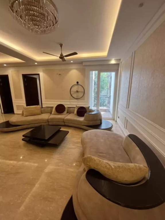  trehan luxury floor 63 Living Area
