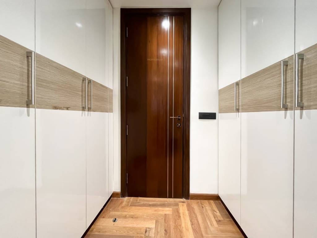  advisory and construction Living Area