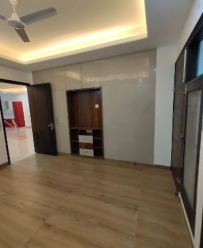  ultra-modern-floor-sector-48 Bedroom