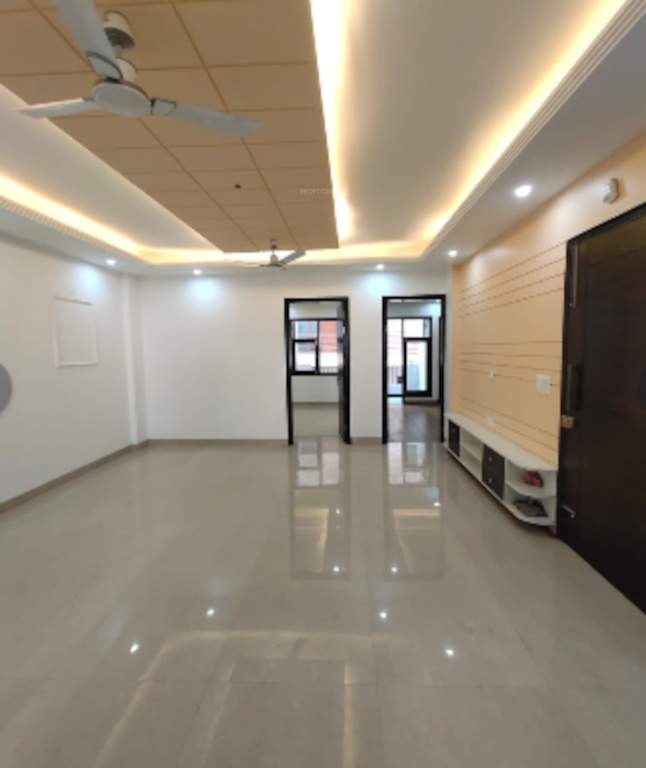  ultra modern floor sector 48 Living Area