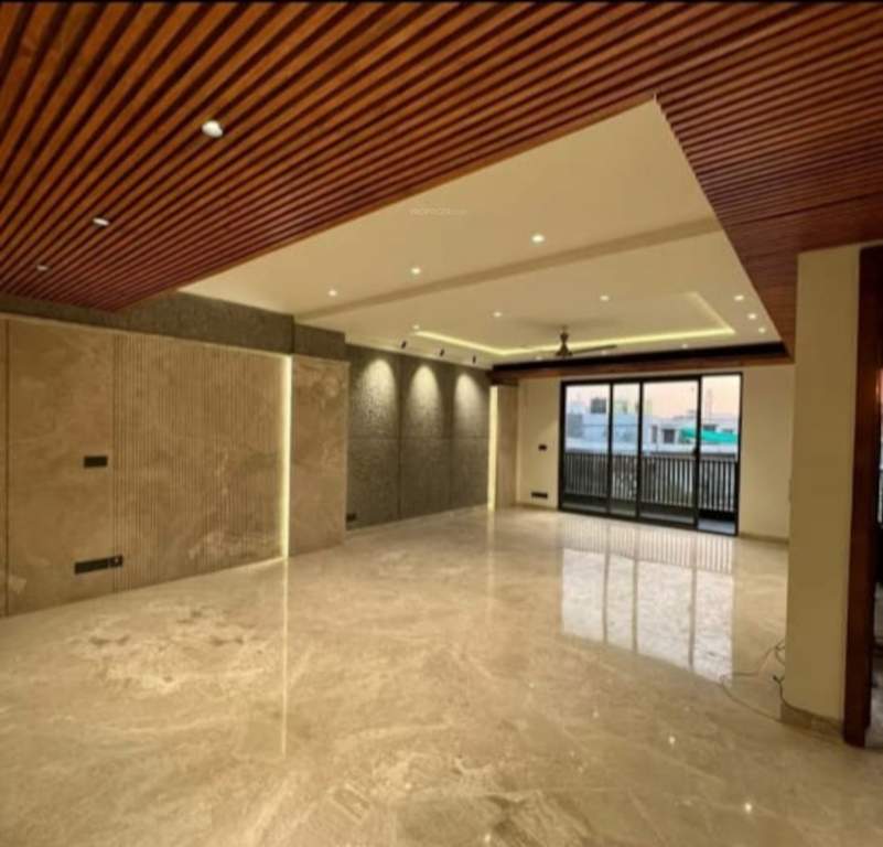  estate 8 Living Area