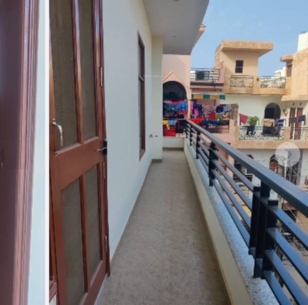  builder-floor-sector-8 Balcony