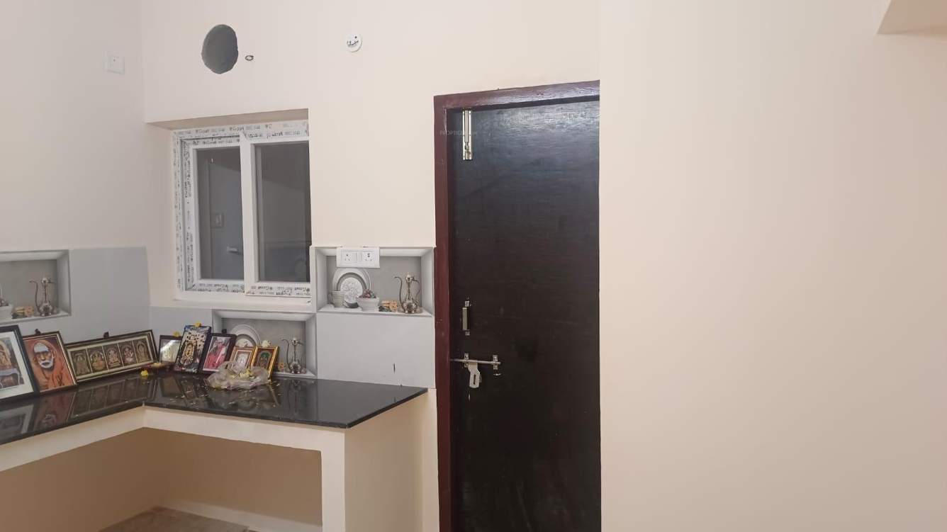 Guhaas Golden Glades