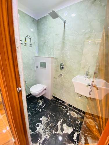  metro-view-floors Bathroom
