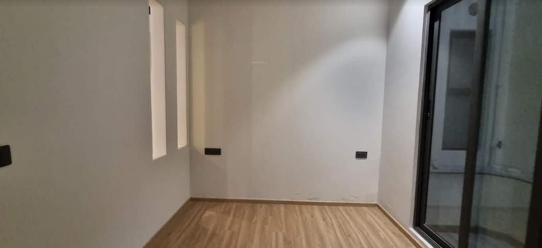  homes ultra luxury floor Living Area