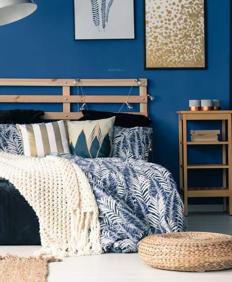  spring-elmas Bedroom