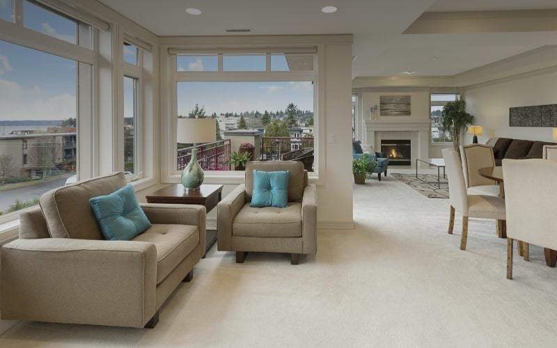  diamond blossoms Living Area