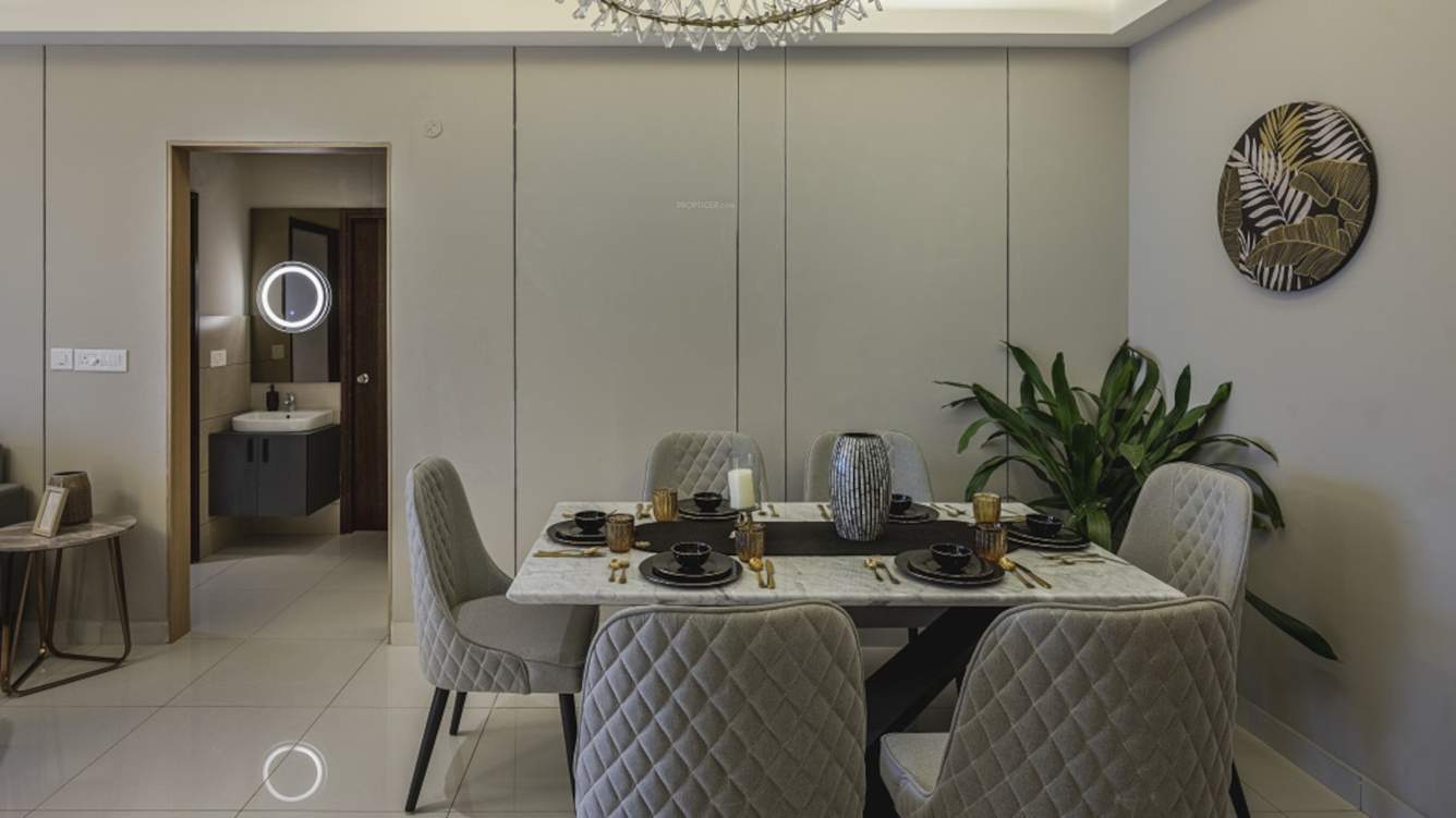 lake vista at purva windermere Dining Area