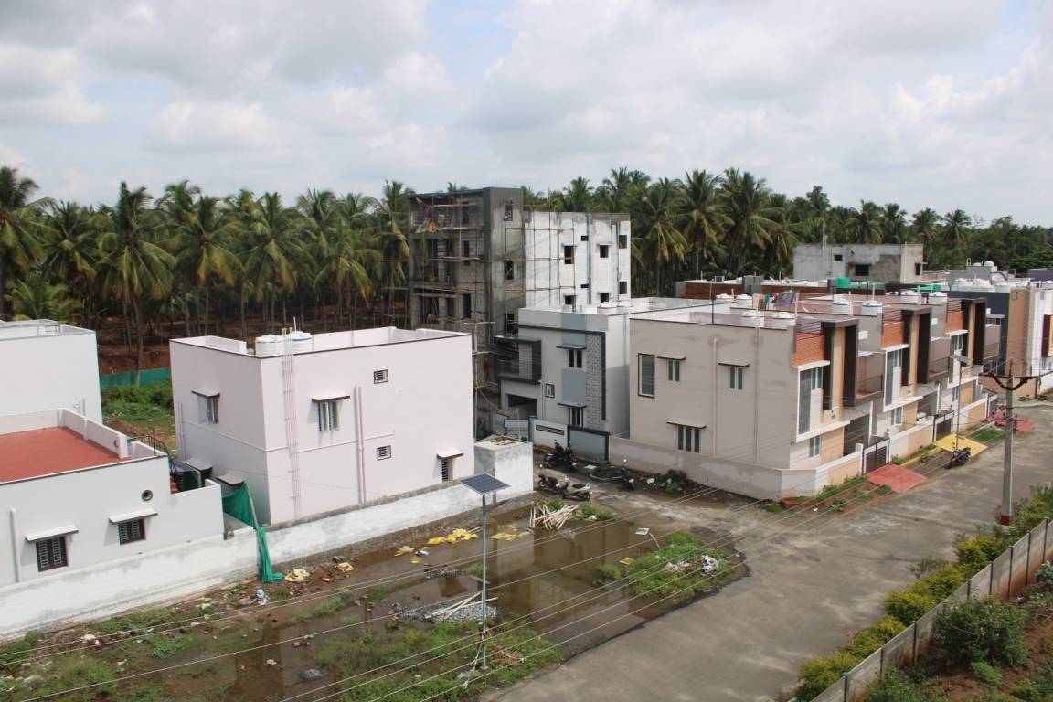 paari nagar Plot