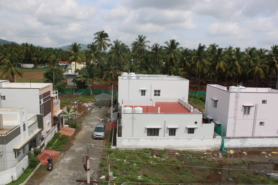 paari nagar Plot