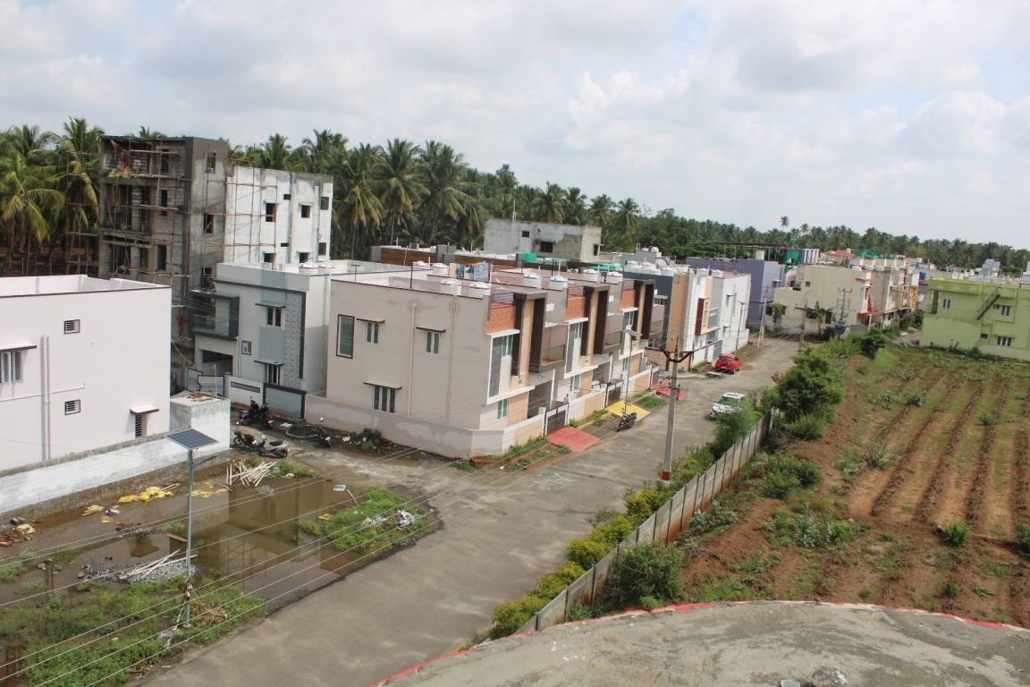 paari nagar Plot