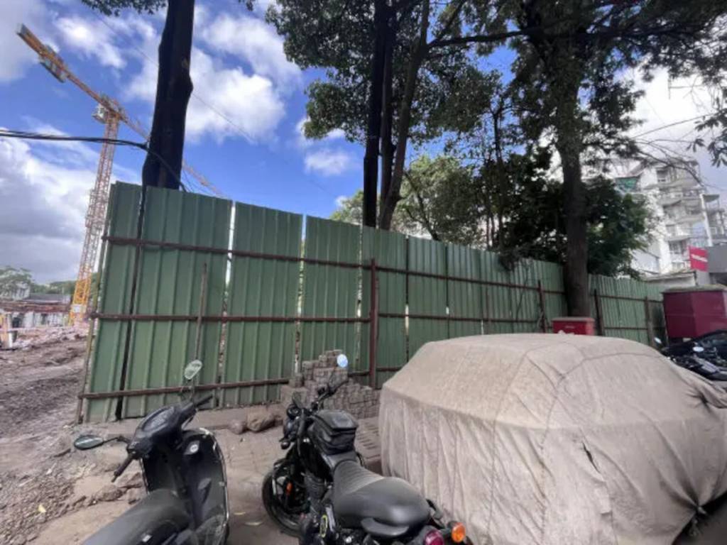  mahindra nestalgia Tower 1 Construction Status Aug 23