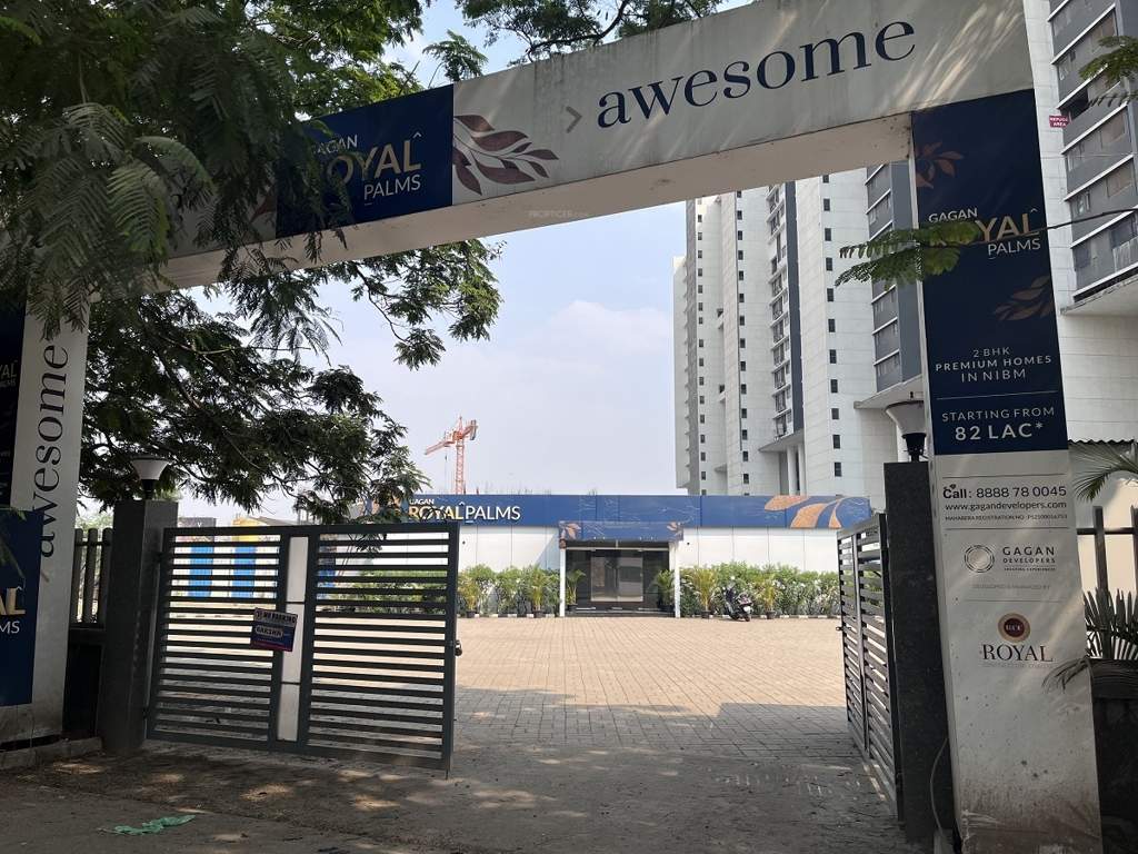  palmspring towers Entrance Lobby