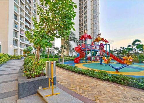  apartments-chsl Children's play area